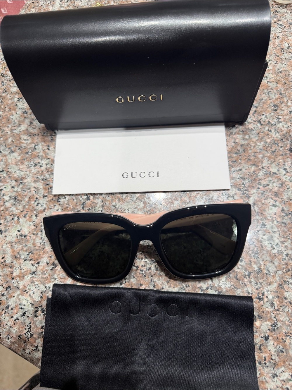 Gucci Black NEW full set  Sunglasses